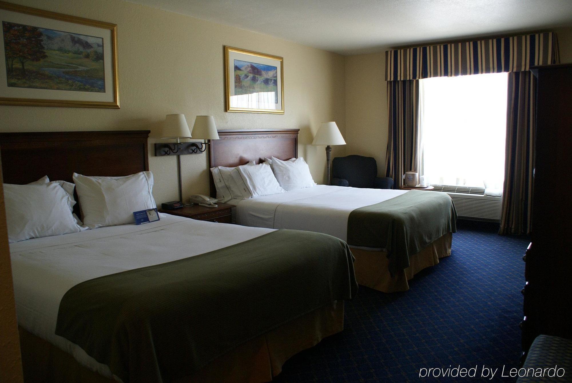 Holiday Inn Express Hotels & Suites Mountain Home By Ihg Bilik gambar