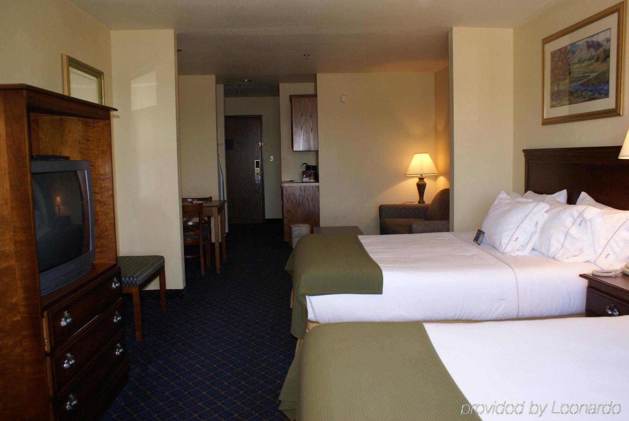 Holiday Inn Express Hotels & Suites Mountain Home By Ihg Bilik gambar