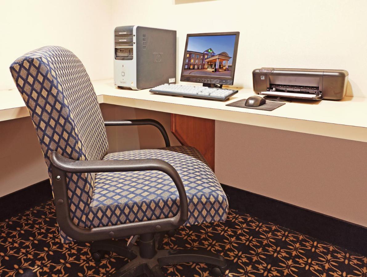 Holiday Inn Express Hotels & Suites Mountain Home By Ihg Luaran gambar
